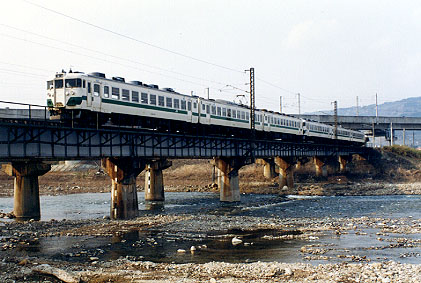 h01_132.jpg (51454 oCg)