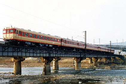 h01_133.jpg (42576 oCg)