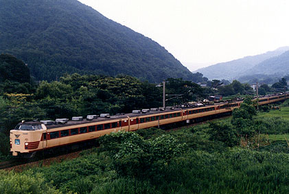 h01_233.jpg (44379 oCg)
