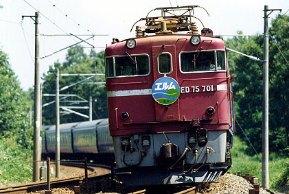 h01_272.jpg (54237 oCg)
