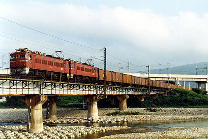 h01_278.jpg (48601 oCg)