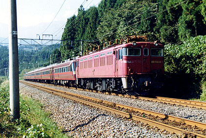h01_303.jpg (80740 oCg)
