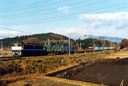 h01_375.jpg (57038 oCg)