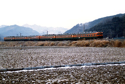h01_381.jpg (51753 oCg)