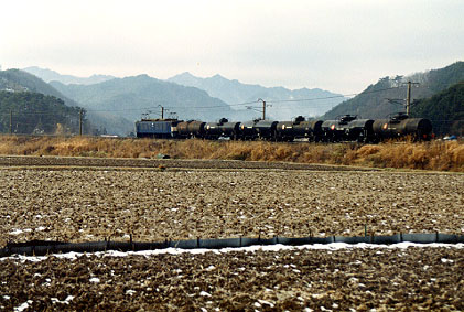 h01_385.jpg (53921 oCg)