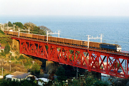 h01_408.jpg (56982 oCg)
