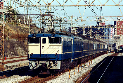 h02_022.jpg (76963 oCg)