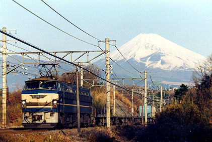 h02_033.jpg (51886 oCg)