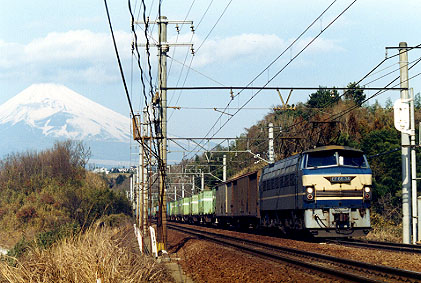 h02_046.jpg (56925 oCg)