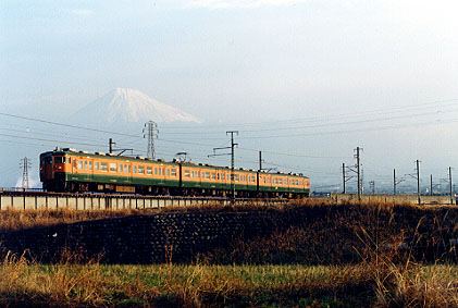 h02_081.jpg (40524 oCg)