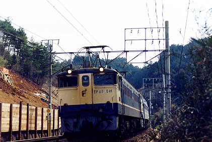 h02_084.jpg (53386 oCg)