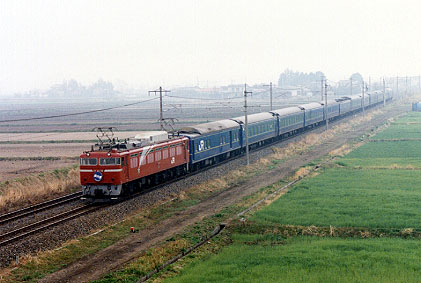 h02_098.jpg (38106 oCg)