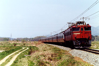 h02_120.jpg (47280 oCg)