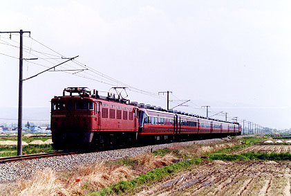h02_121.jpg (42636 oCg)
