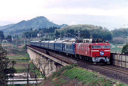 h02_132.jpg (50601 oCg)