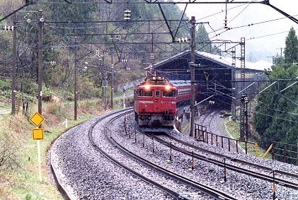 h02_138.jpg (74291 oCg)