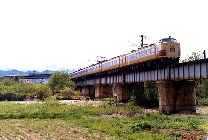 h02_154.jpg (41318 oCg)