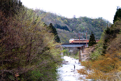 h02_155.jpg (60043 oCg)