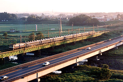 h02_183.jpg (59299 oCg)