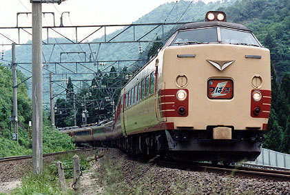h02_221.jpg (55268 oCg)