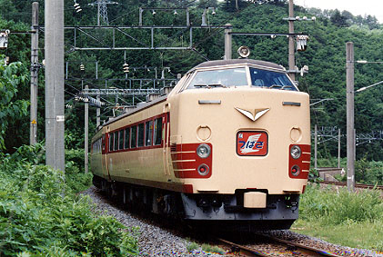 h02_222.jpg (64641 oCg)