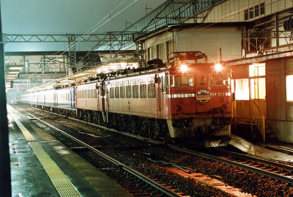 h02_242.jpg (61591 oCg)