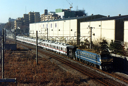 h02_323.jpg (57568 oCg)