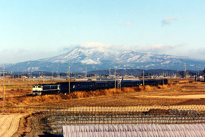 h02_352.jpg (53504 oCg)