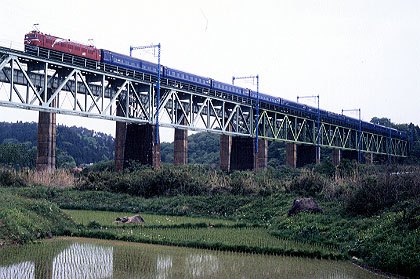 hmthk082.jpg (51275 oCg)