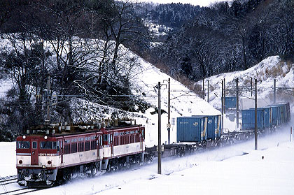 hmthk143.jpg (64365 oCg)