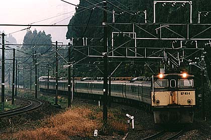 h06a3_02.jpg (37807 oCg)