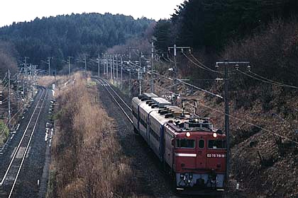 h06f3_01.jpg (54775 oCg)