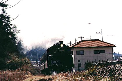 h06f7_06.jpg (43199 oCg)