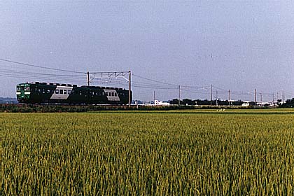 h06n7_03.jpg (33959 oCg)