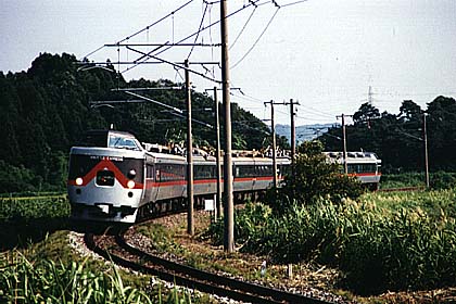 h06n8_06.jpg (42668 oCg)