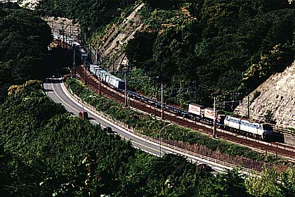 h06nB_04.jpg (51416 oCg)