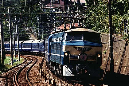 h06nB_07.jpg (54884 oCg)