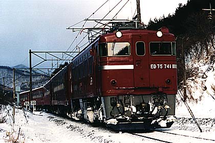 h07f9_10.jpg (39395 oCg)
