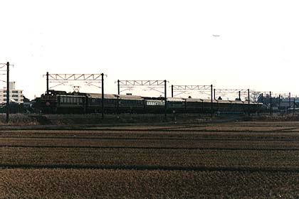 h07fE_07.jpg (18870 oCg)