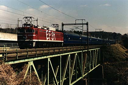 h07fF_08.jpg (32868 oCg)