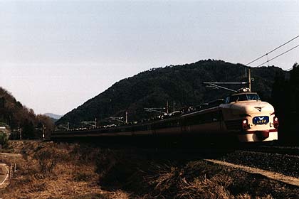 h07h2_03.jpg (19942 oCg)