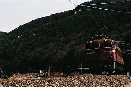 h07h3_07.jpg (26125 oCg)