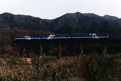 h07h4_10.jpg (24639 oCg)