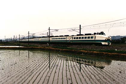h07h8_04.jpg (26795 oCg)