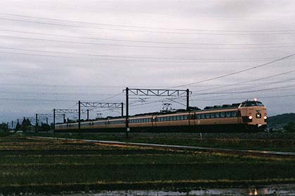 h07h9_03.jpg (17756 oCg)