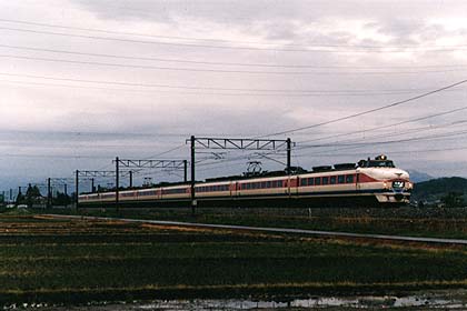 h07h9_04.jpg (19602 oCg)