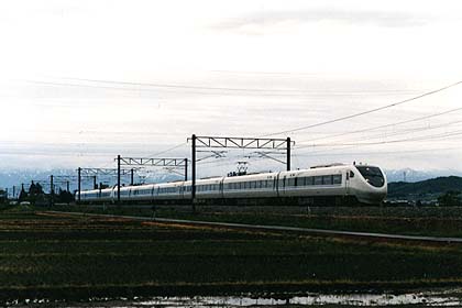 h07h9_07.jpg (17472 oCg)