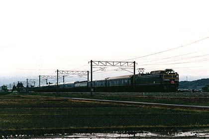 h07h9_09.jpg (16889 oCg)