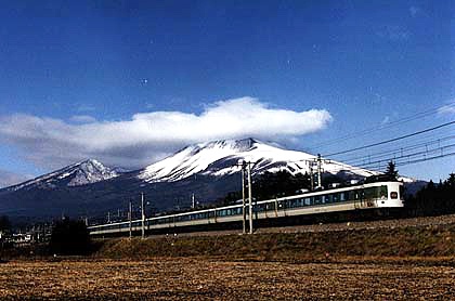 h05f1_03.jpg (49866 oCg)