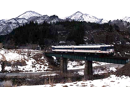 h05f2_03.jpg (63735 oCg)